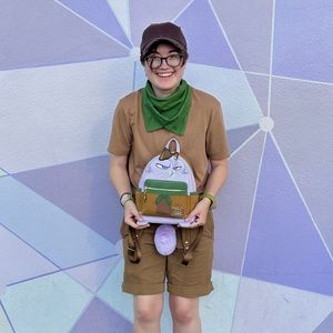 Meet your Posher, Halcyon